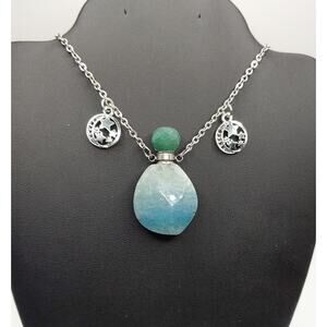 Lovely Green Quartz Moon Stars Bottle Necklace